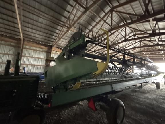 Image of John Deere RD40F equipment image 3