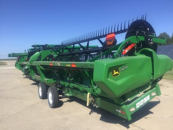 Image of John Deere RD40F equipment image 1