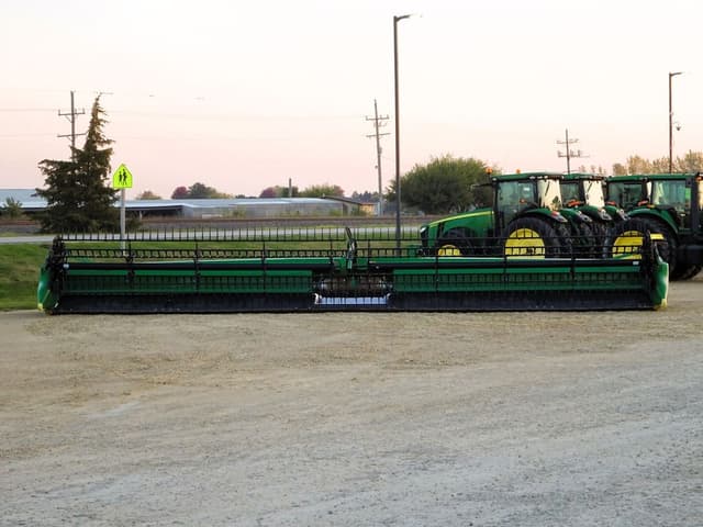 Image of John Deere RD40F equipment image 1