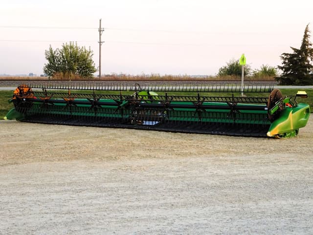 Image of John Deere RD40F equipment image 2