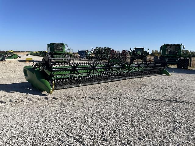 Image of John Deere RD40F equipment image 4