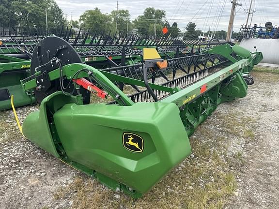 Image of John Deere RD40F equipment image 1
