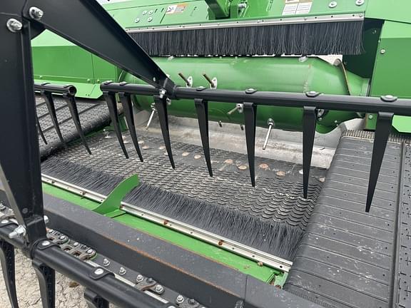 Image of John Deere RD40F equipment image 4