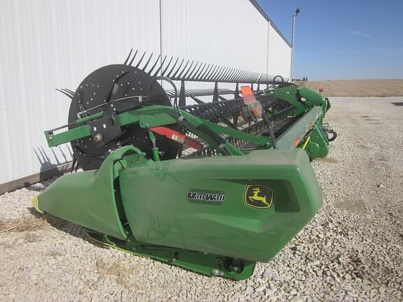 Image of John Deere RD40F equipment image 3