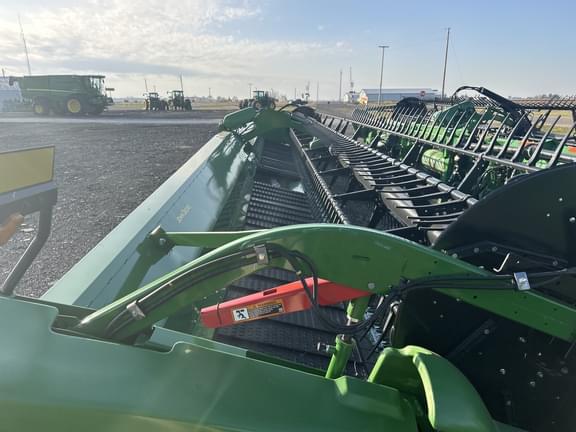 Image of John Deere RD40F equipment image 2