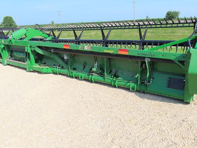 Image of John Deere RD40F equipment image 4