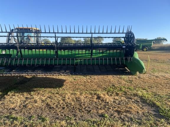 Image of John Deere RD40F equipment image 1