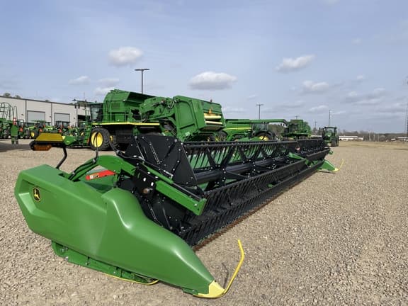 Image of John Deere RD40F equipment image 3