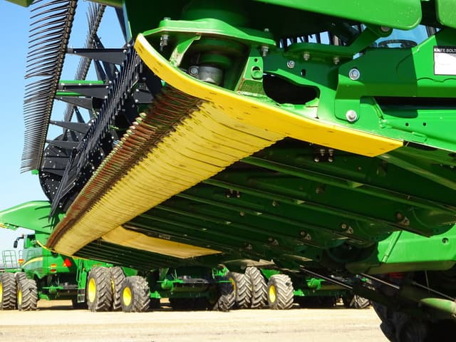Image of John Deere RD40F equipment image 2