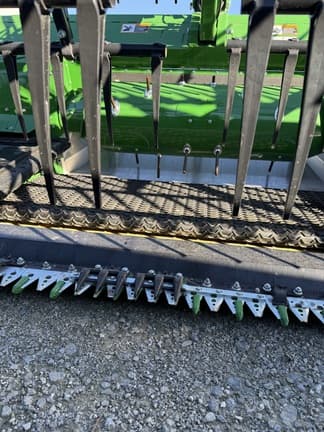 Image of John Deere RD45F equipment image 3