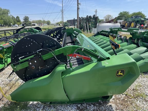 Image of John Deere RD45F equipment image 1
