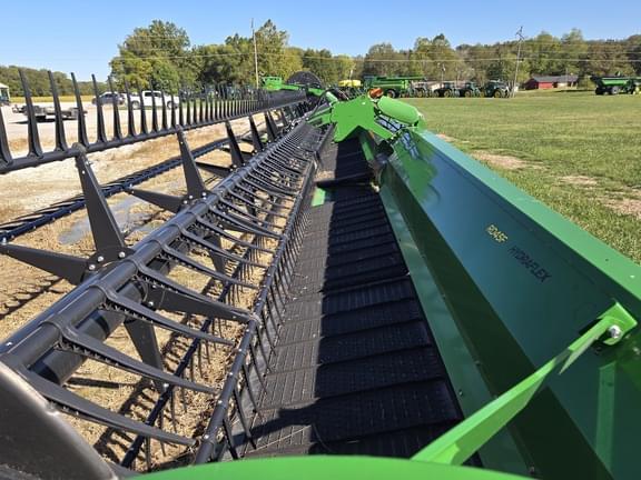 Image of John Deere RD45F equipment image 2
