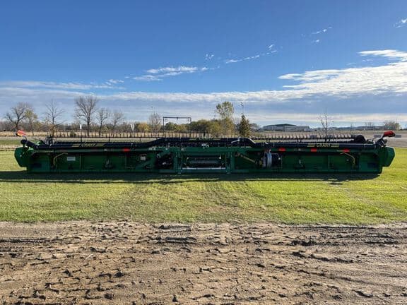 Image of John Deere RD45F equipment image 3