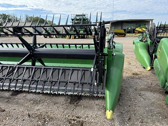 Image of John Deere RD45F equipment image 3
