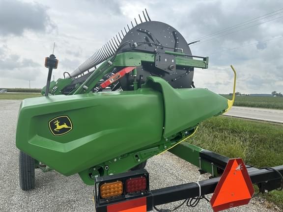 Image of John Deere RD45F equipment image 4
