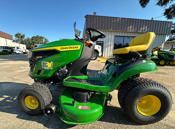 Image of John Deere S100 equipment image 1