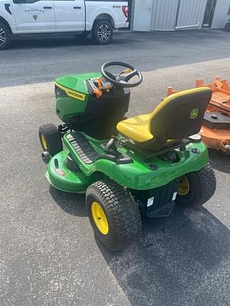Image of John Deere S110 equipment image 2