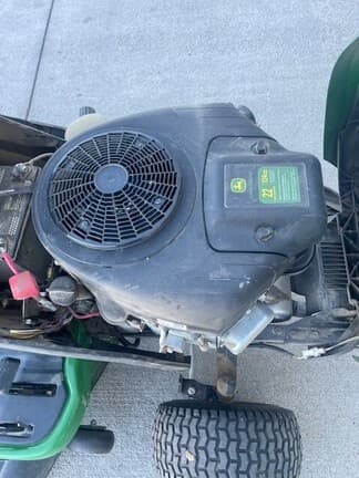 Image of John Deere S130 equipment image 3