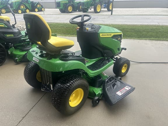 Image of John Deere S140 equipment image 4