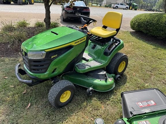 Image of John Deere S140 Image 1