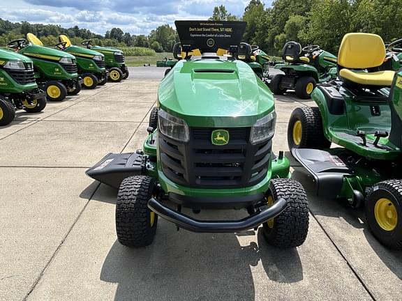 Image of John Deere S140 equipment image 1