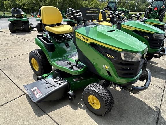 Image of John Deere S140 equipment image 2