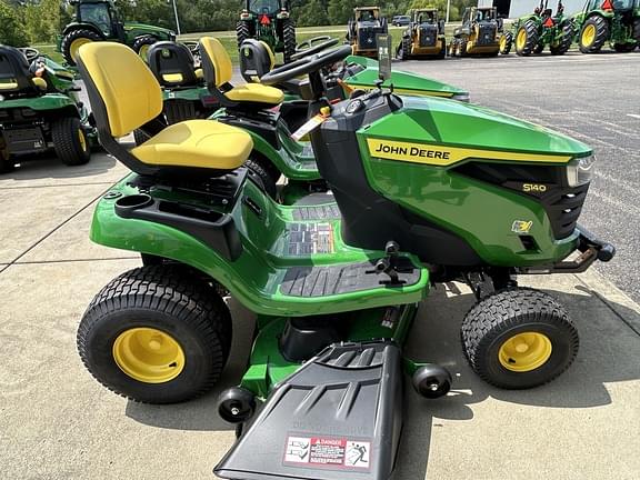 Image of John Deere S140 equipment image 3