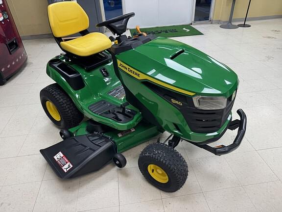 Image of John Deere S140 Primary image