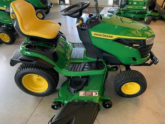 Image of John Deere S180 equipment image 4