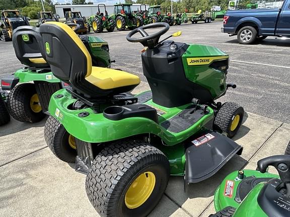 Image of John Deere S220 equipment image 4