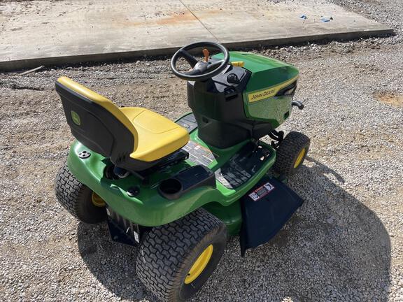 Image of John Deere S220 equipment image 2