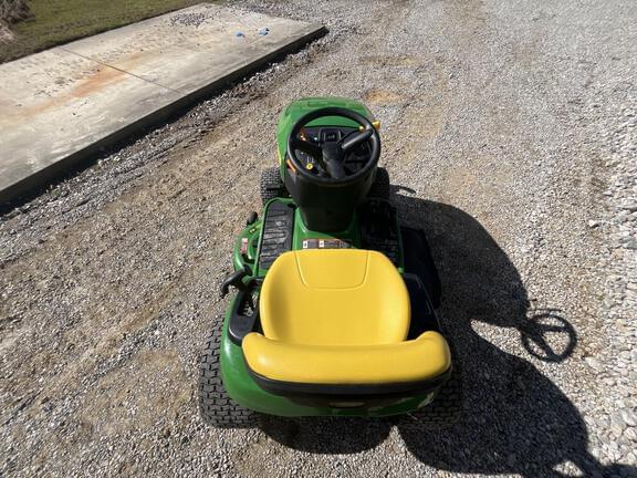 Image of John Deere S220 equipment image 4