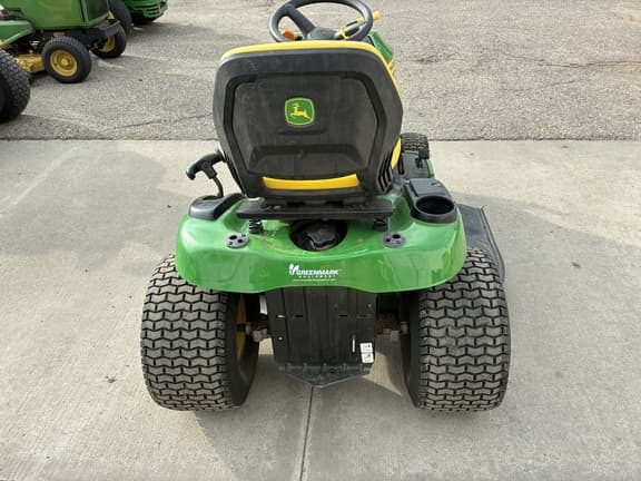 Image of John Deere S220 equipment image 4