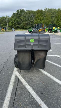 Image of John Deere S220 equipment image 1