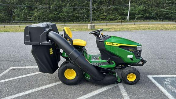 Image of John Deere S220 equipment image 2