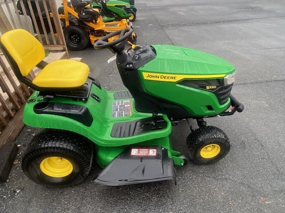 Image of John Deere S220 Image 1