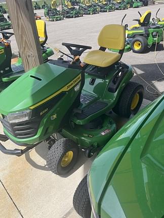 Image of John Deere S220 equipment image 2