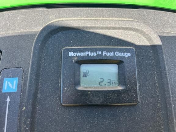Image of John Deere S240 equipment image 4