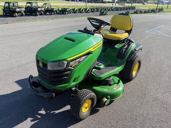 Image of John Deere S240 equipment image 4