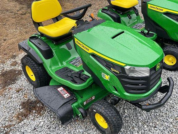 Image of John Deere S240 Image 0