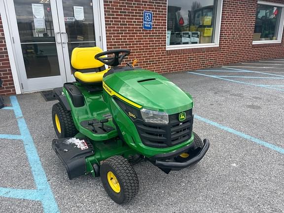 Image of John Deere S240 equipment image 1