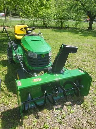 Image of John Deere S240 equipment image 1