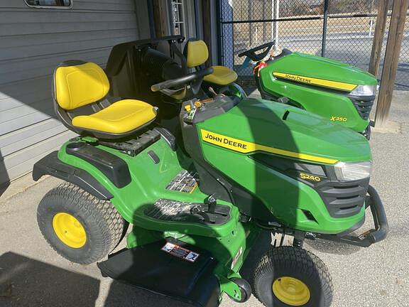 Image of John Deere S240 Image 0