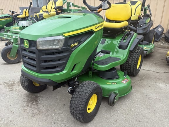 2024 John Deere S240 Equipment Image0