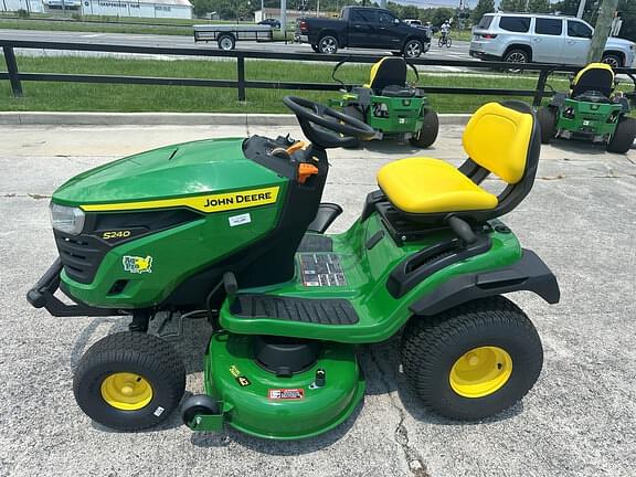 Image of John Deere S240 Primary image