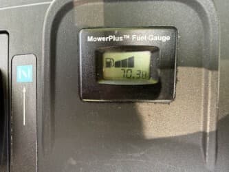 Image of John Deere S240 equipment image 3