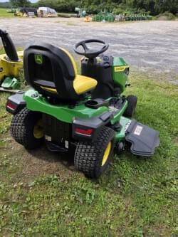 Image of John Deere S240 equipment image 2