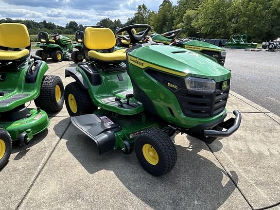 Image of John Deere S240 equipment image 3