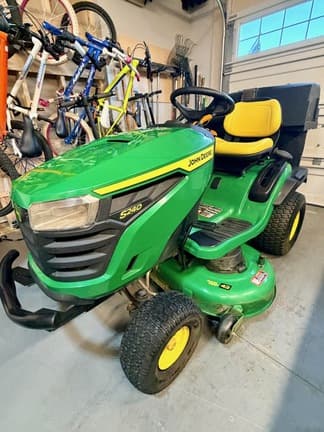 Image of John Deere S240 equipment image 3