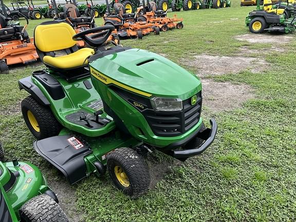 Image of John Deere S240 equipment image 1